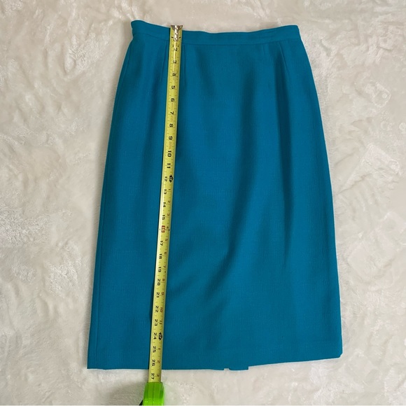 Two-piece Teal Kasper Suit - Picture 7 of 9